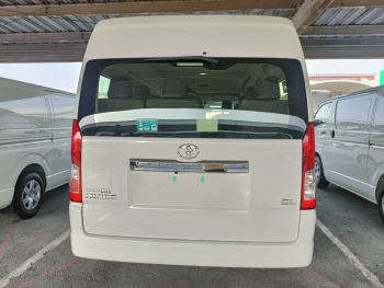 Toyota Hiace 2.8 High Roof 13 Str GL Diesel Manual