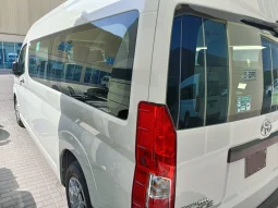 Toyota Hiace 3.5 High Roof 13 Str Petrol Automatic