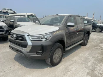 Toyota Hilux 4×4 Double Cabin 2.4 Diesel GLX Automatic