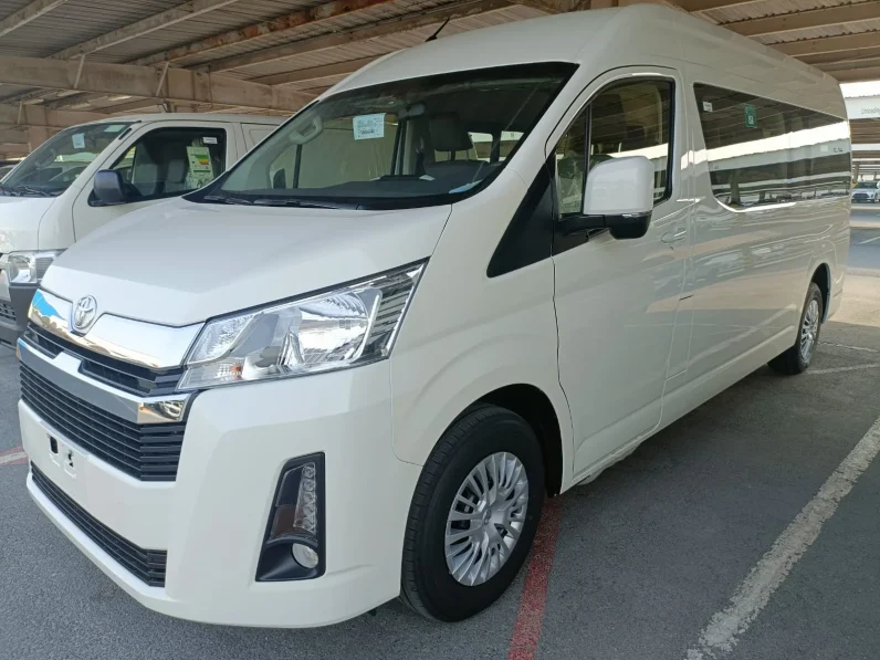 Toyota Hiace 2.8 High Roof 13 Str GL Diesel Manual