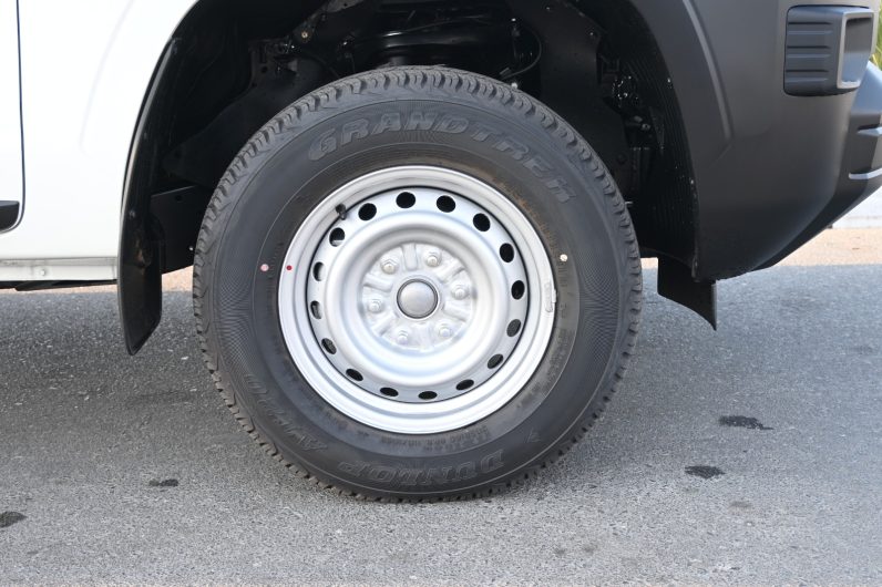 2025MY – MITSUBISHI L200 2.4L PETROL DCABIN 4X4 GL 5MT MID-LINE